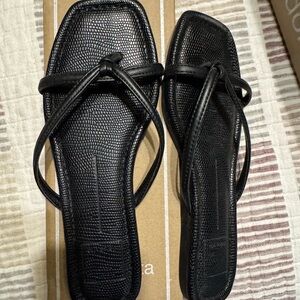 Dolce Vita Black Strappy Square-Toe Sandals